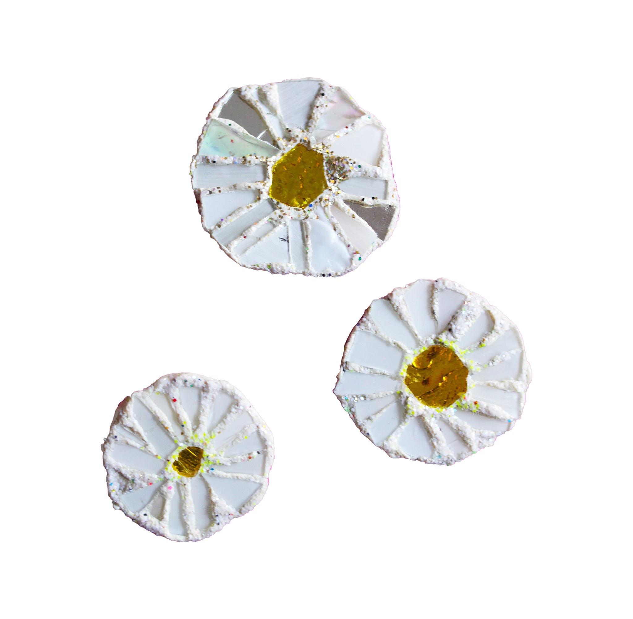 DAISY BROOCH, 2022 - 2023